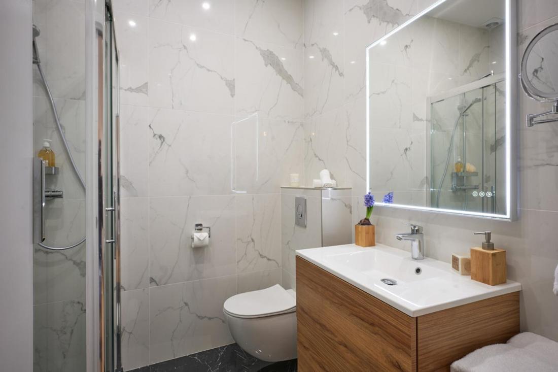 Sunlight Properties - Daffia - Beautifully Renovated Studio, City Pad In Central Nice Extérieur photo